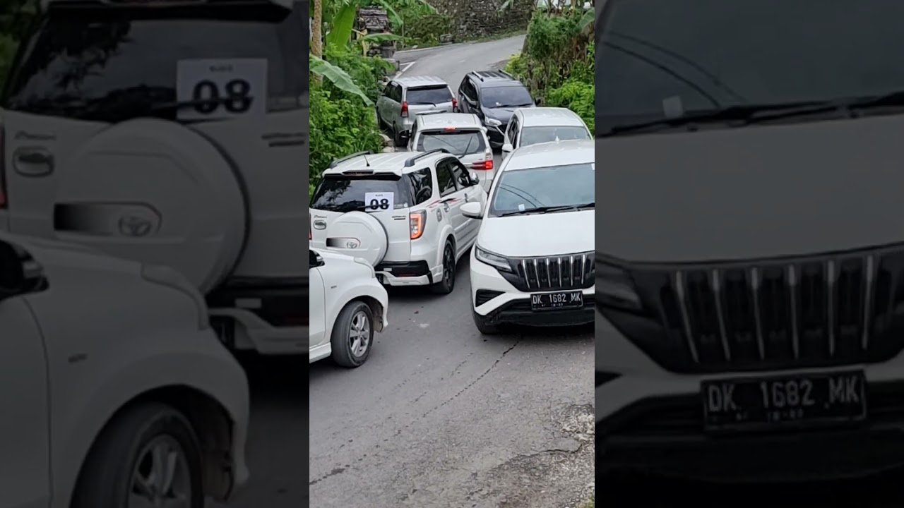Typical traffic on Nusa Penida, Bali